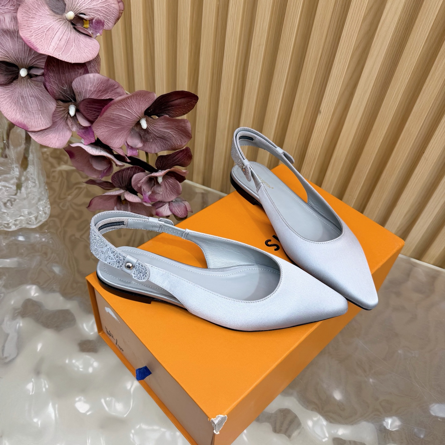 Women's high heels
